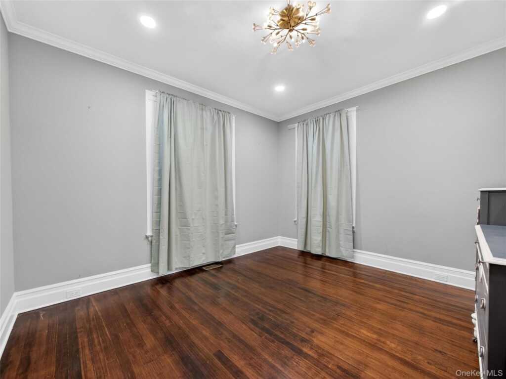 79 Lafayette Avenue, Suffern, NY 10901 - Photo 12 of 22