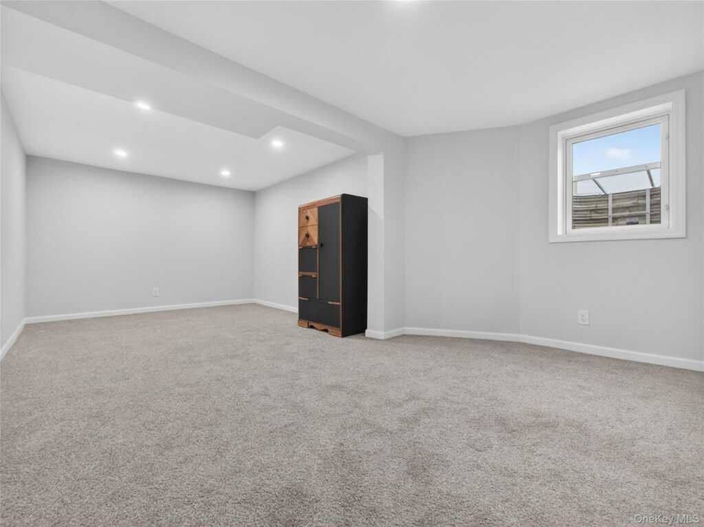 79 Lafayette Avenue, Suffern, NY 10901 - Photo 18 of 22