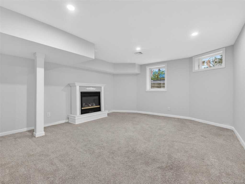 79 Lafayette Avenue, Suffern, NY 10901 - Photo 19 of 22