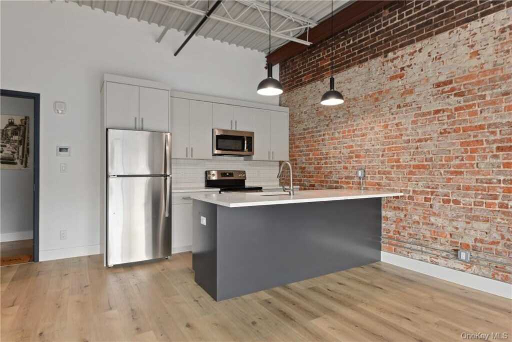 189 N Main Street, Unit #2, Rye, NY 10573 - Photo 3 of 13