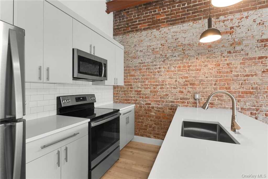 189 N Main Street, Unit #2, Rye, NY 10573 - Photo 4 of 13