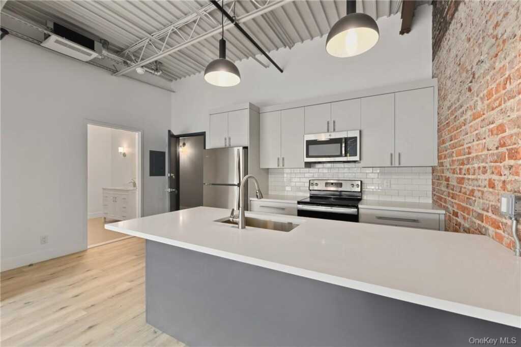 189 N Main Street, Unit #2, Rye, NY 10573 - Photo 9 of 13