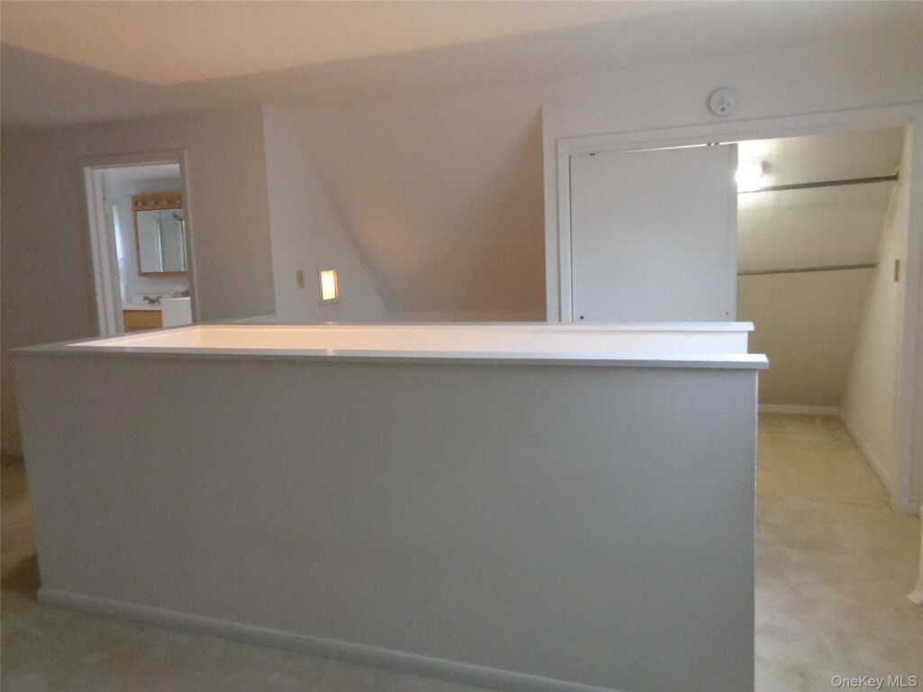 9 Valley Terrace, Rye, NY 10573 - Photo 10 of 27