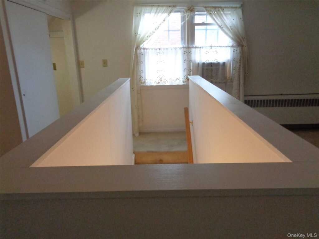 9 Valley Terrace, Rye, NY 10573 - Photo 11 of 27