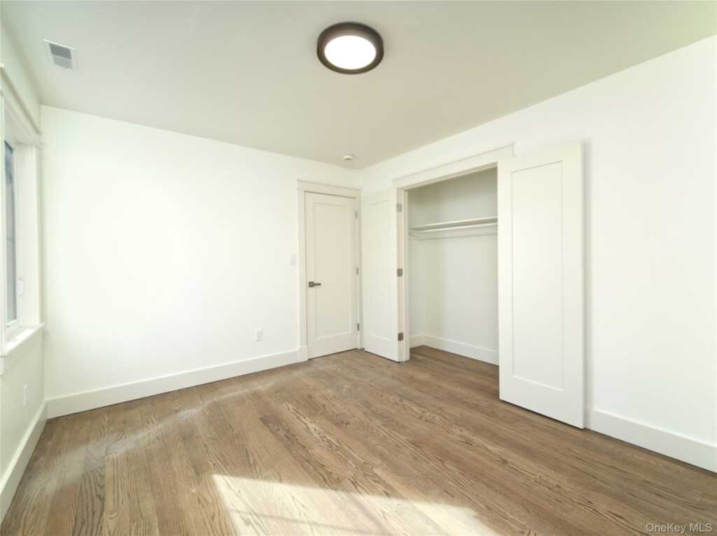 54 Lindbergh Avenue, Rye, NY 10580 - Photo 9 of 35