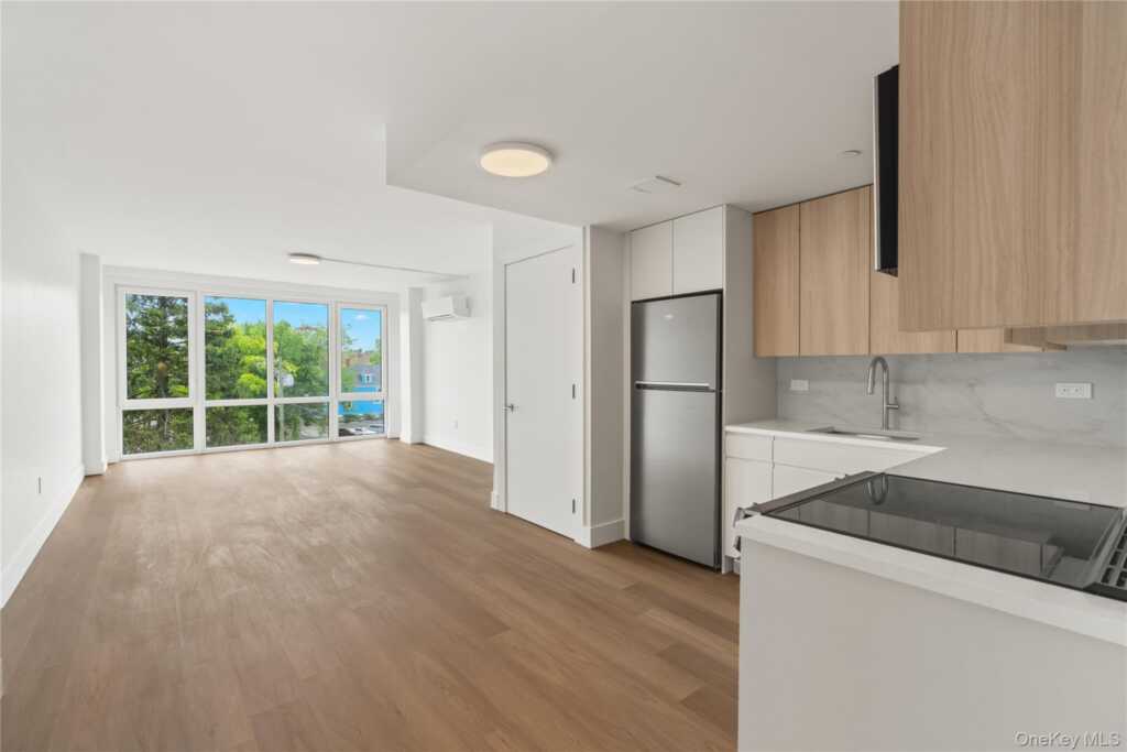 10 Lyon Place, Unit #104/1E, White Plains, NY 10601 - Photo 5 of 9