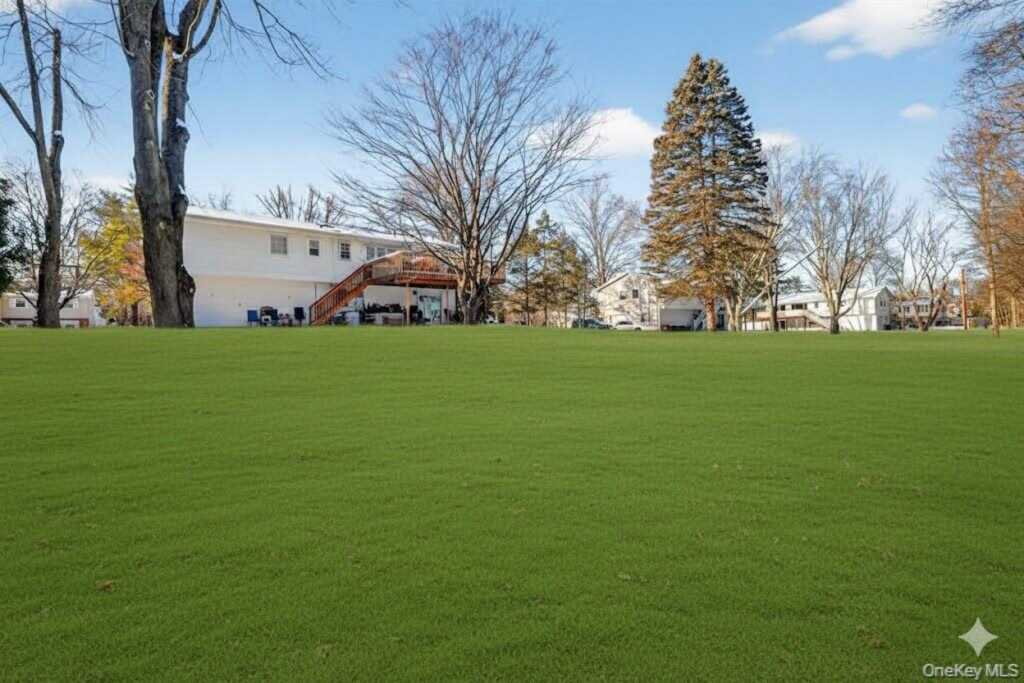 5 Raleigh Drive, New City, NY 10956 - Photo 3 of 45