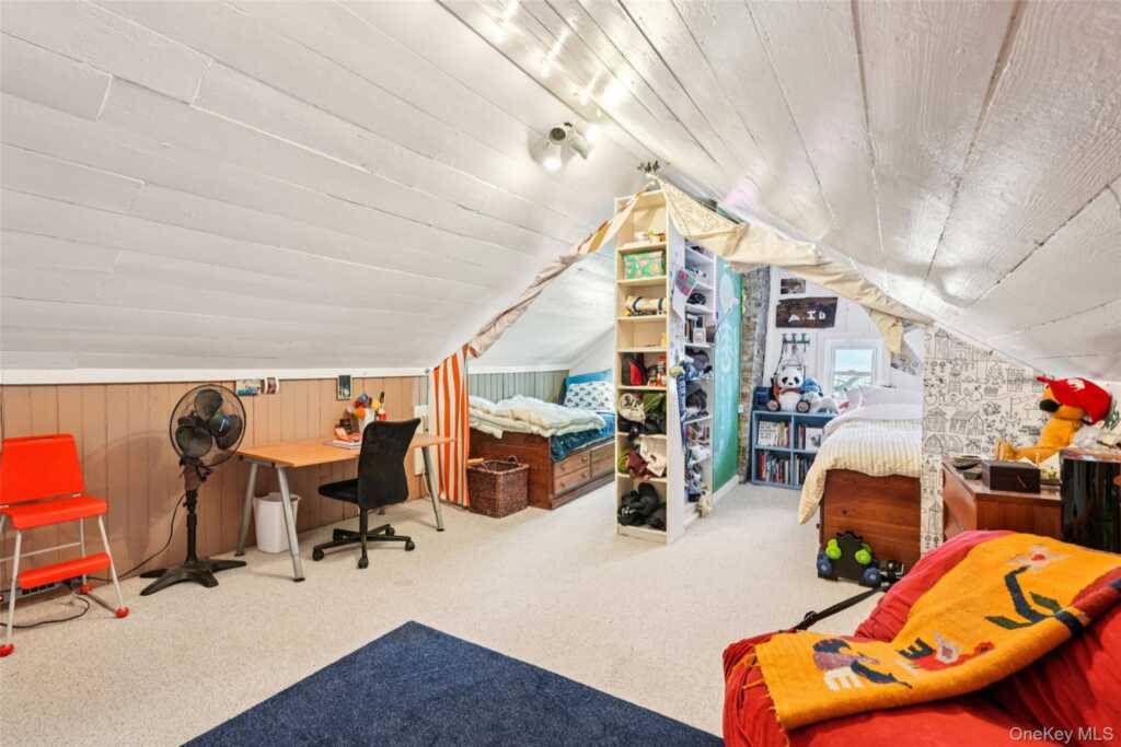 422 N Midland Avenue, Nyack, NY 10960 - Photo 22 of 39