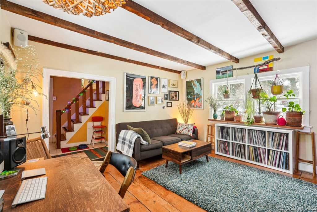 422 N Midland Avenue, Nyack, NY 10960 - Photo 7 of 39