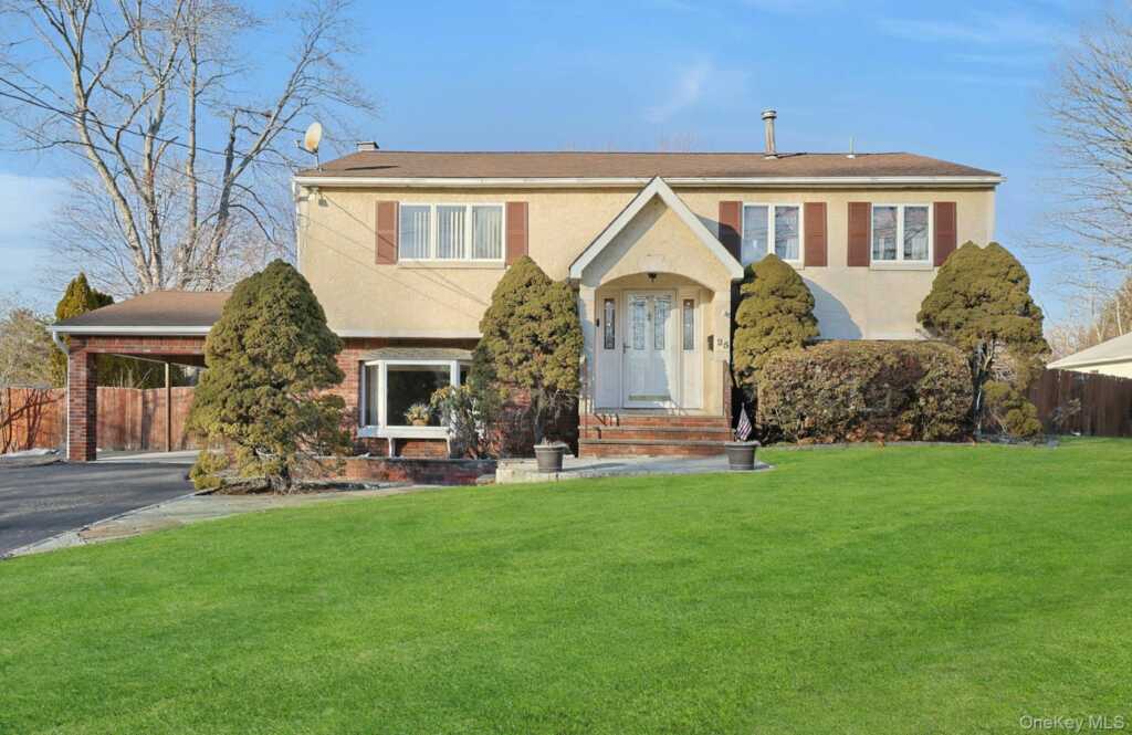 25 Tennyson Drive, Nanuet, NY 10954 - Photo 2 of 35