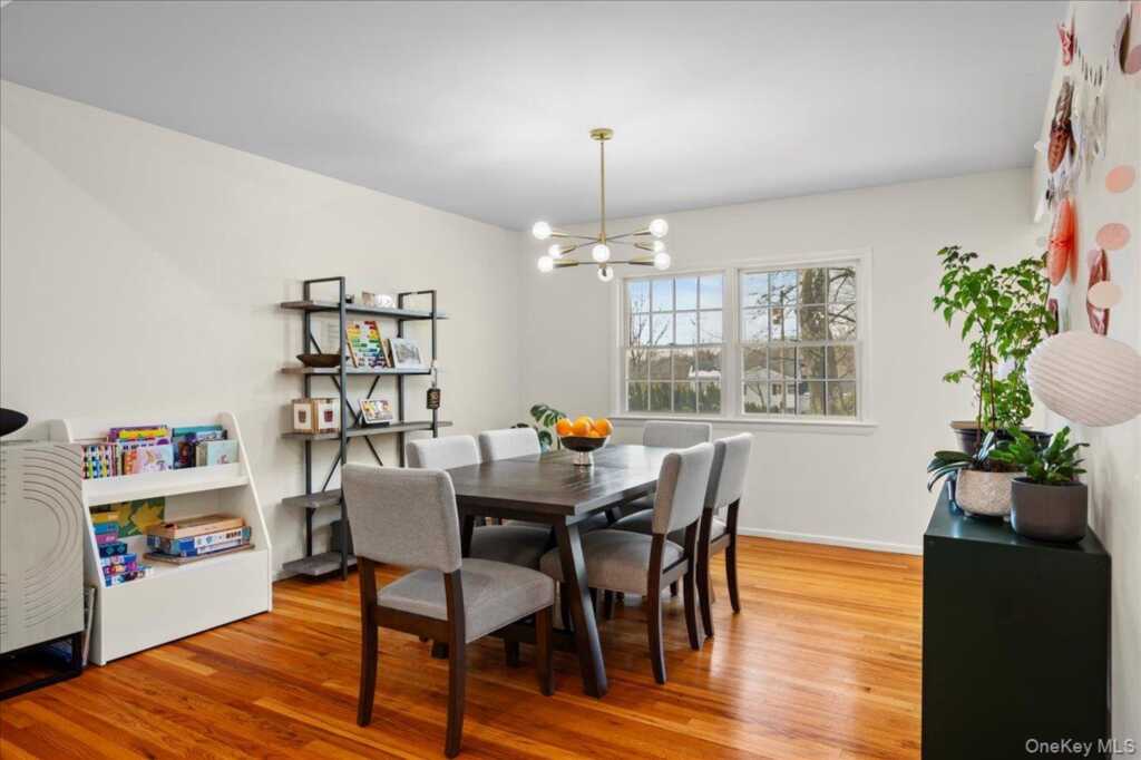 1079 Weaver Street, New Rochelle, NY 10804 - Photo 11 of 41