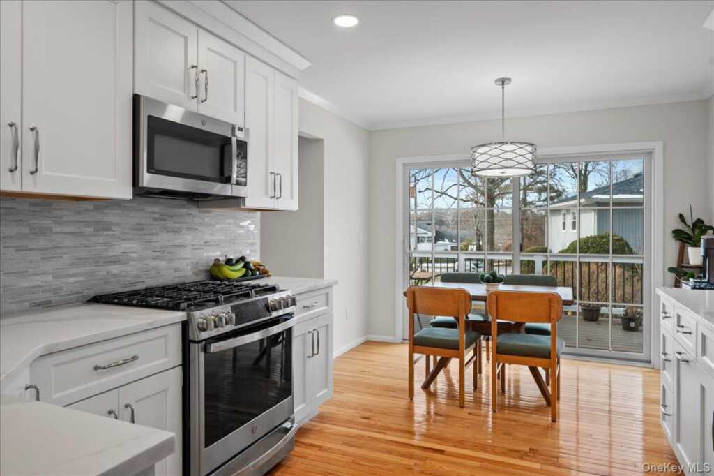 1079 Weaver Street, New Rochelle, NY 10804 - Photo 12 of 41