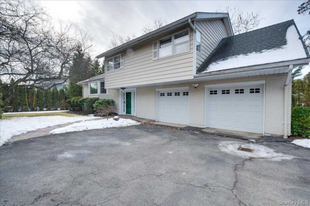 1079 Weaver Street, New Rochelle, NY 10804 - Photo 36 of 41