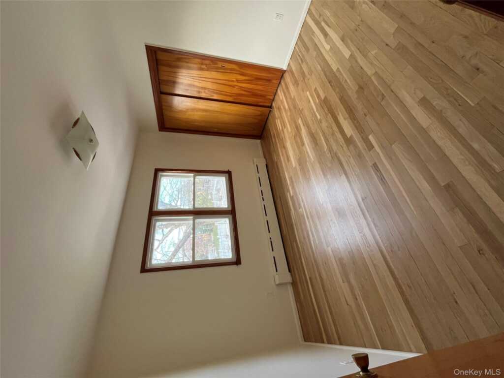 72 Bowman Avenue, Rye, NY 10573 - Photo 14 of 18