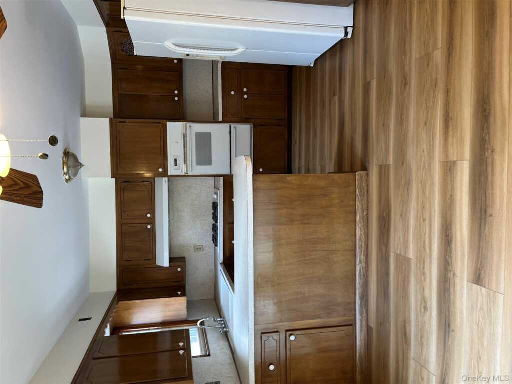 72 Bowman Avenue, Rye, NY 10573 - Photo 6 of 18