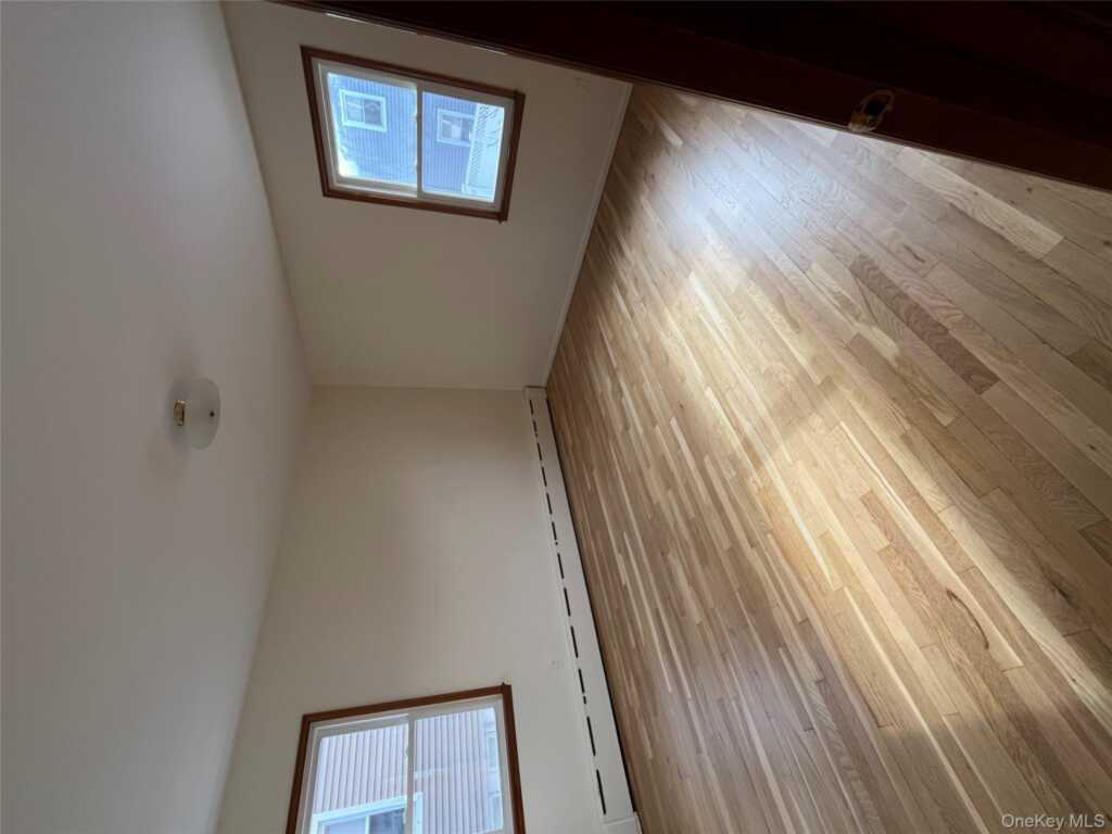 72 Bowman Avenue, Rye, NY 10573 - Photo 9 of 18