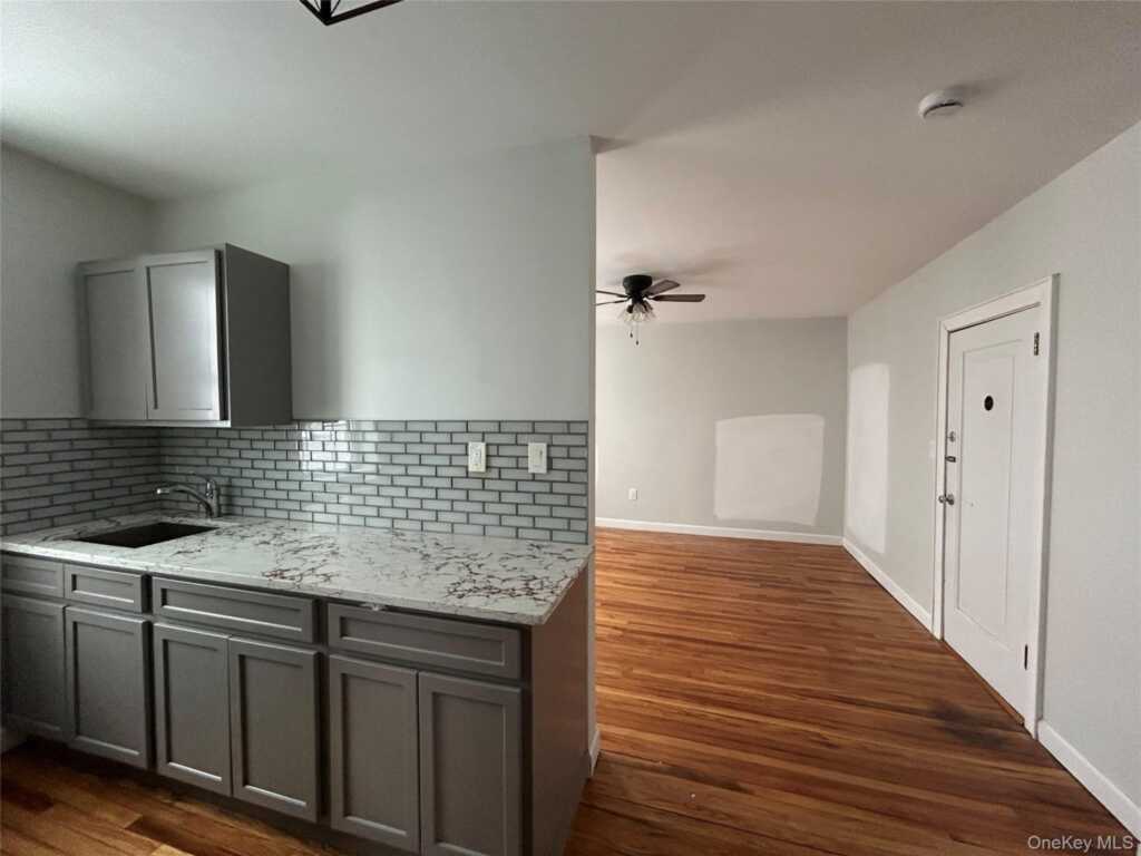 1 Haven Court, Unit #N2A, Nyack, NY 10960 - Photo 4 of 6