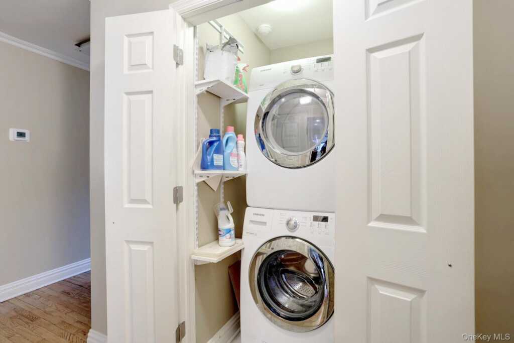 44 Washington Circle, New City, NY 10956 - Photo 15 of 32