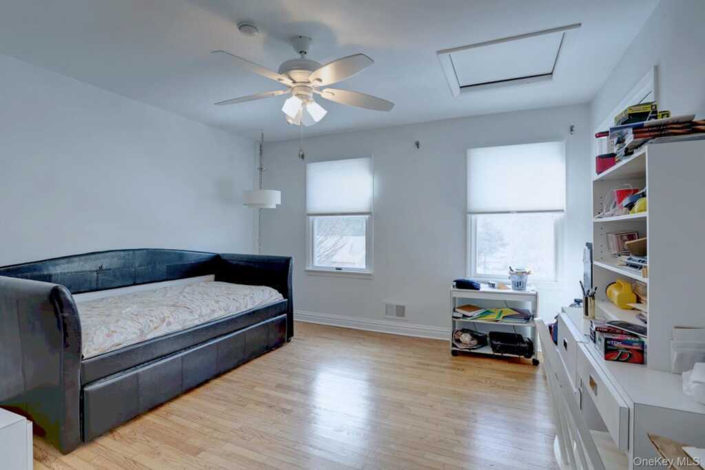 44 Washington Circle, New City, NY 10956 - Photo 18 of 32