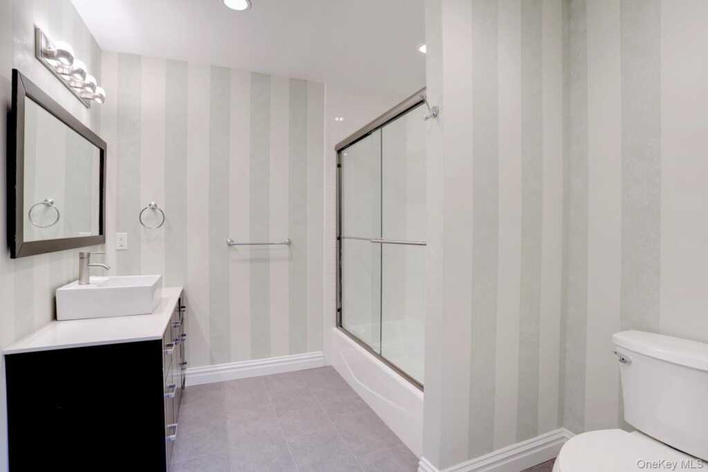 44 Washington Circle, New City, NY 10956 - Photo 19 of 32