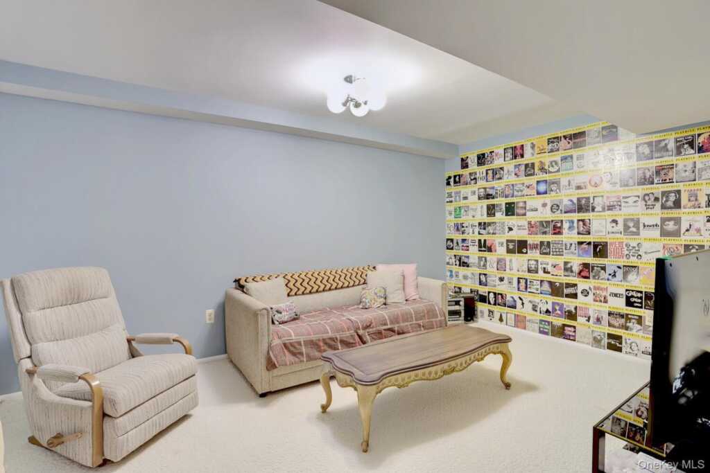 44 Washington Circle, New City, NY 10956 - Photo 23 of 32