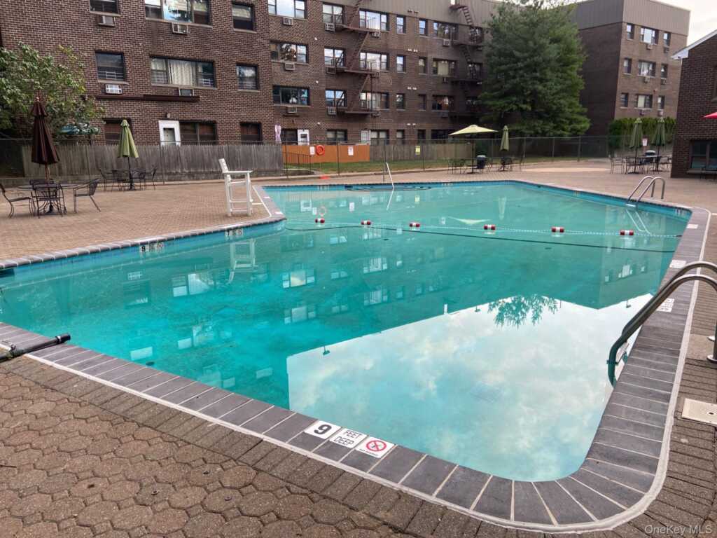 2261 Palmer Avenue, Unit #1F, New Rochelle, NY 10801 - Photo 10 of 14
