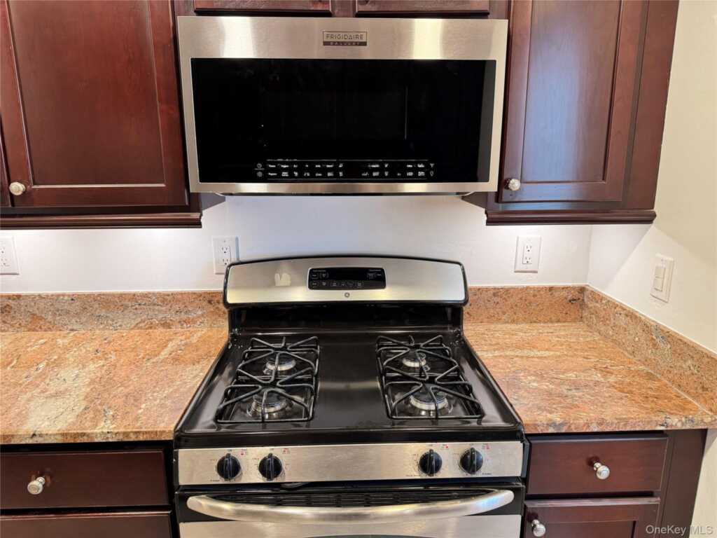 103 Gedney Street, Unit #4M, Nyack, NY 10960 - Photo 8 of 21