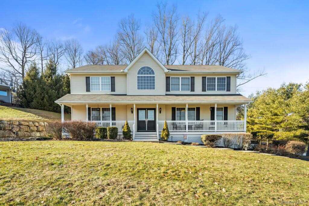 26 Johnson Drive, Stony Point, NY 10980 - Photo 2 of 44