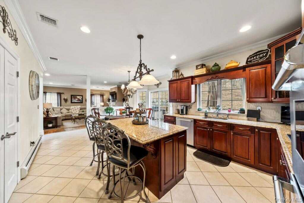 26 Johnson Drive, Stony Point, NY 10980 - Photo 20 of 44