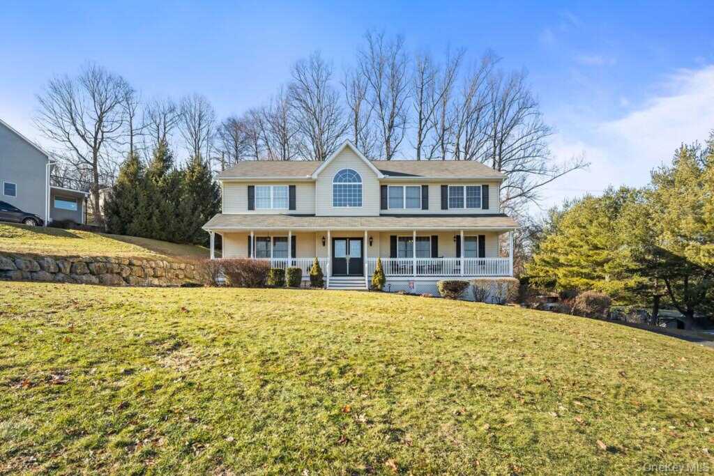 26 Johnson Drive, Stony Point, NY 10980 - Photo 3 of 44