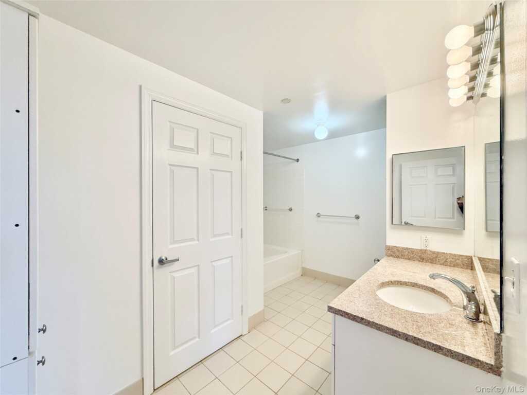 300 Mamaroneck Avenue, Unit #617, White Plains, NY 10605 - Photo 10 of 26