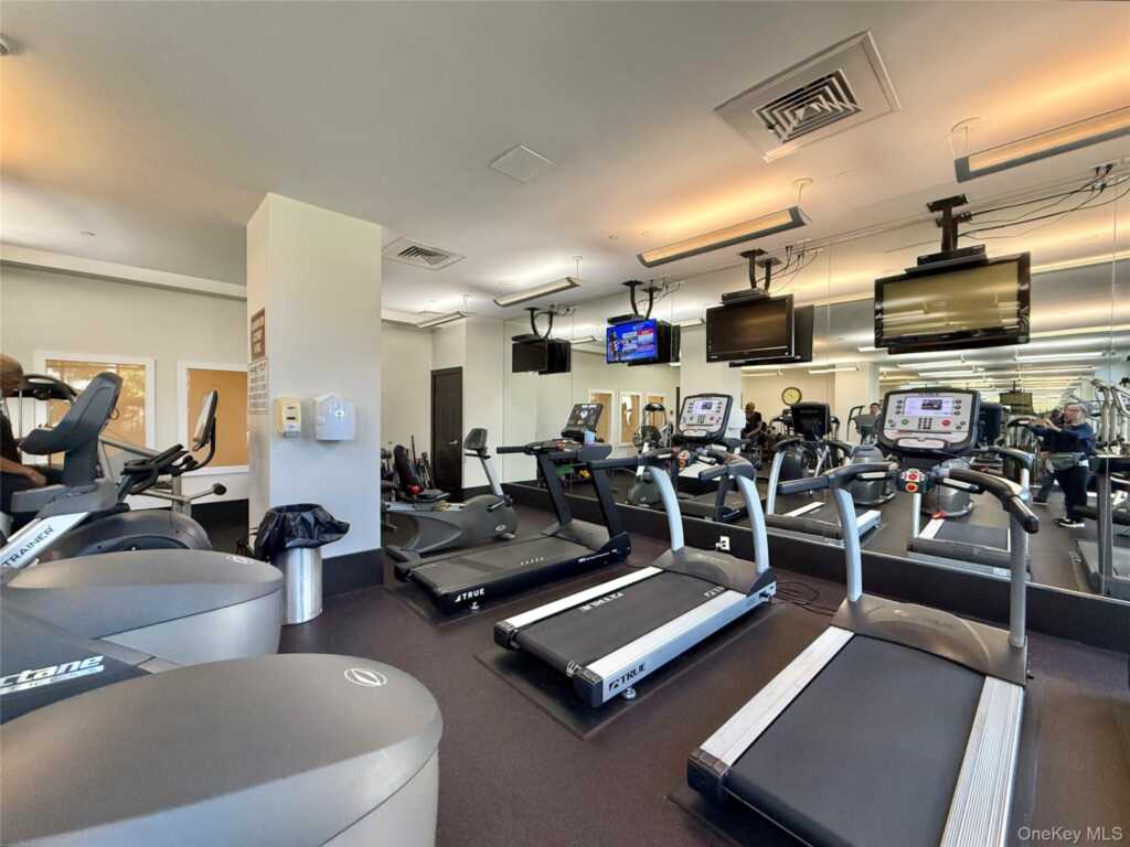 300 Mamaroneck Avenue, Unit #617, White Plains, NY 10605 - Photo 15 of 26