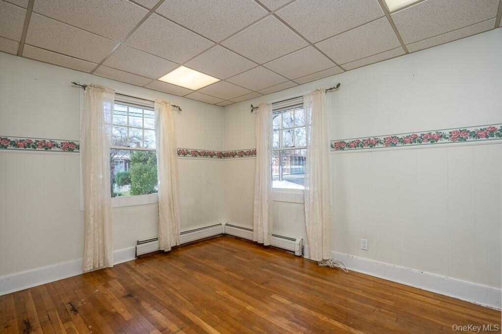 109 Gatto Lane, Pearl River, NY 10965 - Photo 13 of 26