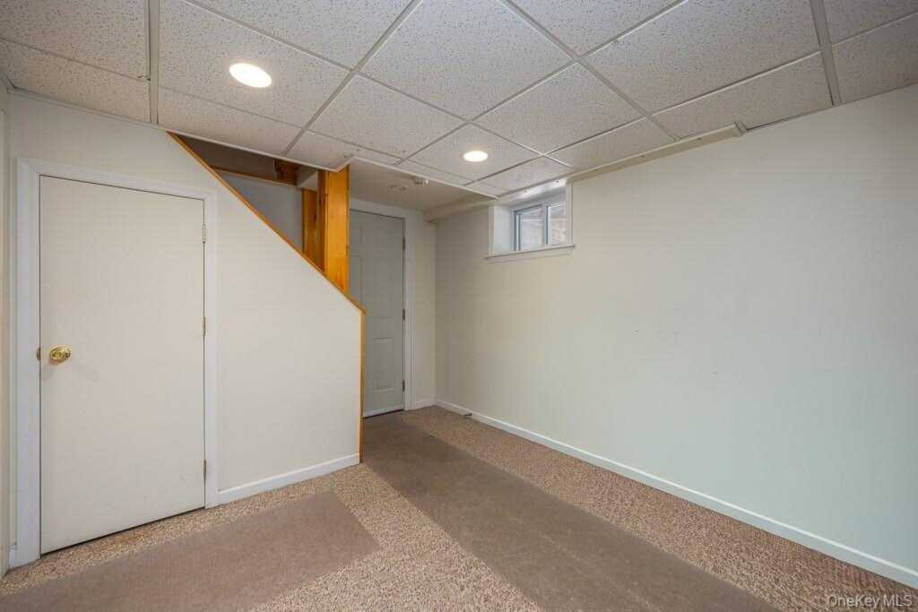 109 Gatto Lane, Pearl River, NY 10965 - Photo 17 of 26