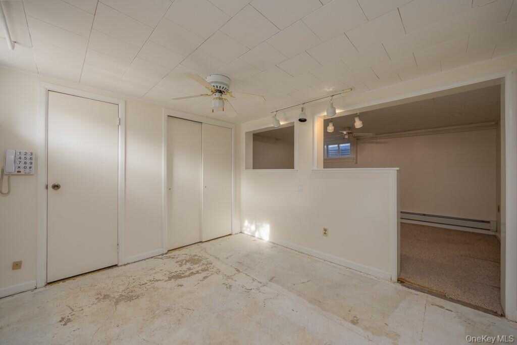 109 Gatto Lane, Pearl River, NY 10965 - Photo 18 of 26