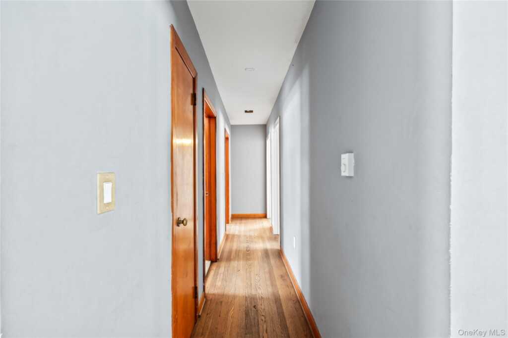 15 Bridge Street, Suffern, NY 10901 - Photo 11 of 25