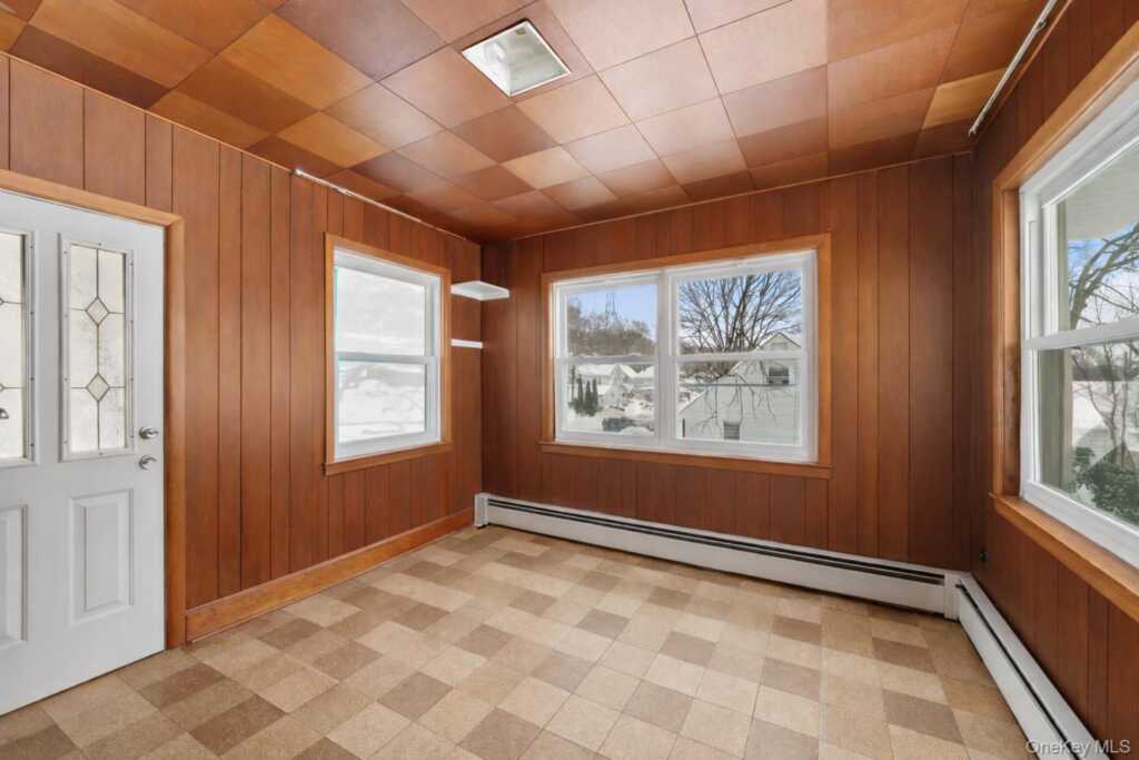 15 Bridge Street, Suffern, NY 10901 - Photo 3 of 25