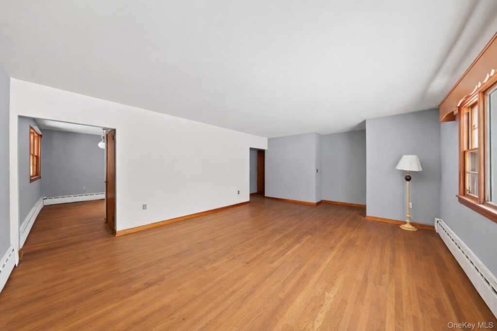 15 Bridge Street, Suffern, NY 10901 - Photo 6 of 25