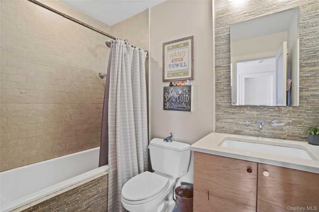 16 Herbert Avenue, White Plains, NY 10606 - Photo 23 of 40