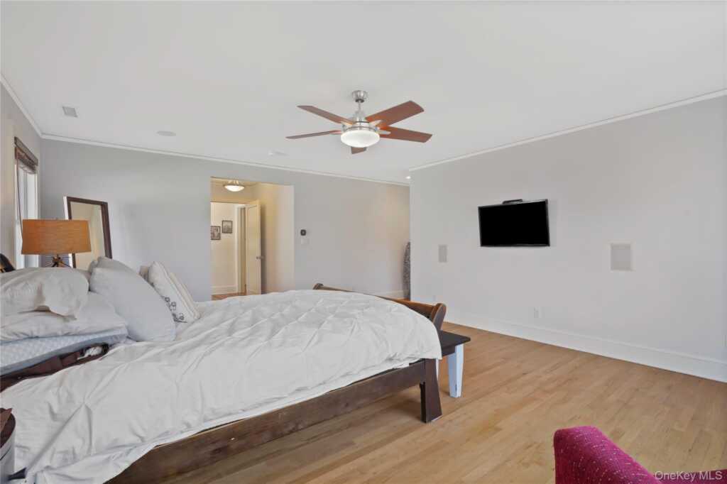 16 Herbert Avenue, White Plains, NY 10606 - Photo 27 of 40