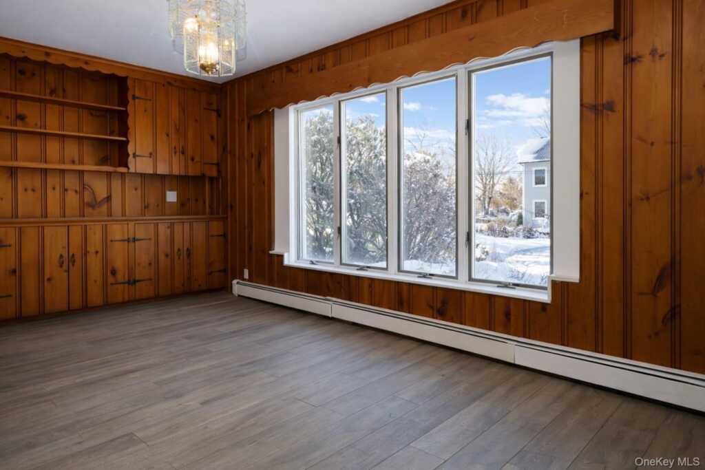 24 McKinley Avenue, White Plains, NY 10606 - Photo 13 of 44