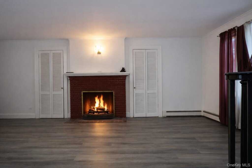 24 McKinley Avenue, White Plains, NY 10606 - Photo 20 of 44