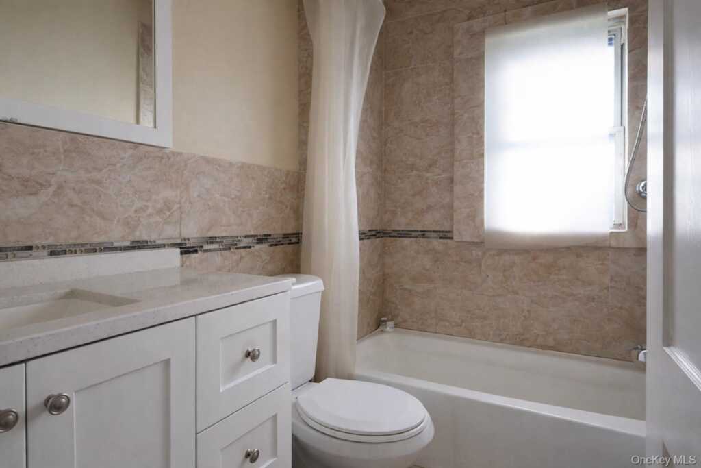 24 McKinley Avenue, White Plains, NY 10606 - Photo 31 of 44