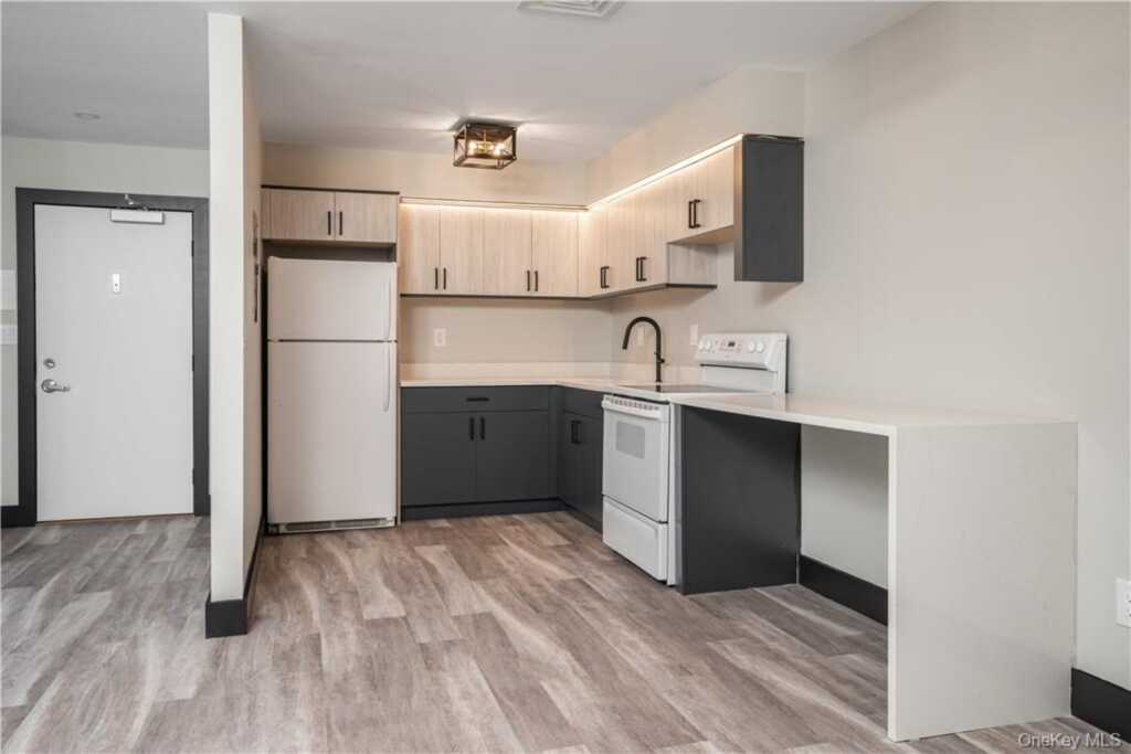 8-12 S Boulevard, Unit #8-104, Nyack, NY 10960 - Photo 15 of 36