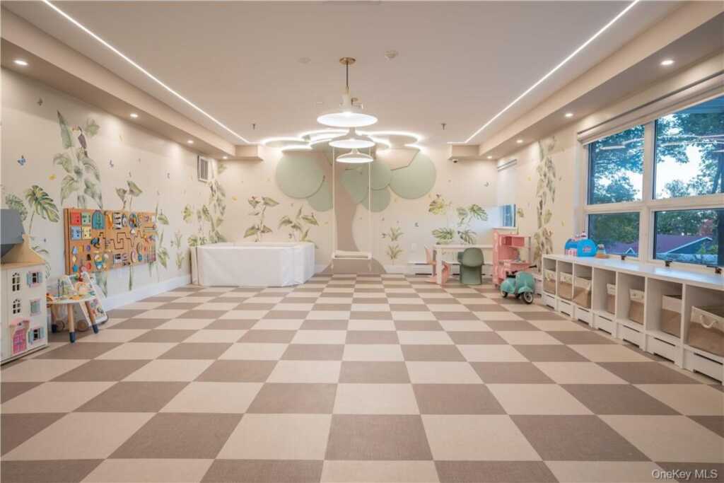 8-12 S Boulevard, Unit #8-104, Nyack, NY 10960 - Photo 27 of 36