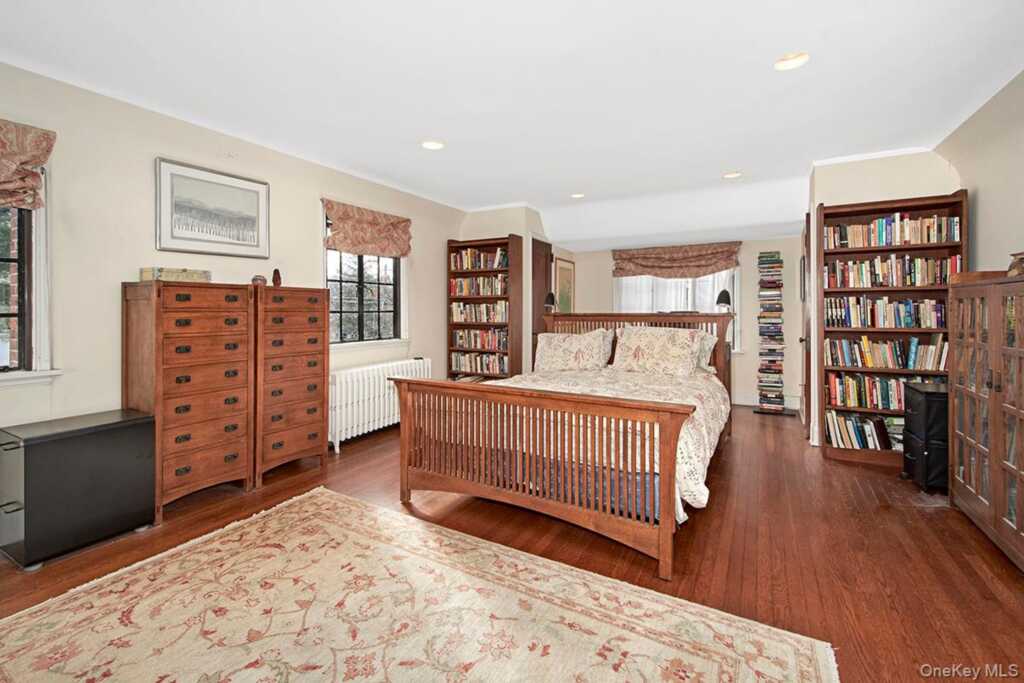 216 Hartsdale Avenue, White Plains, NY 10606 - Photo 18 of 29