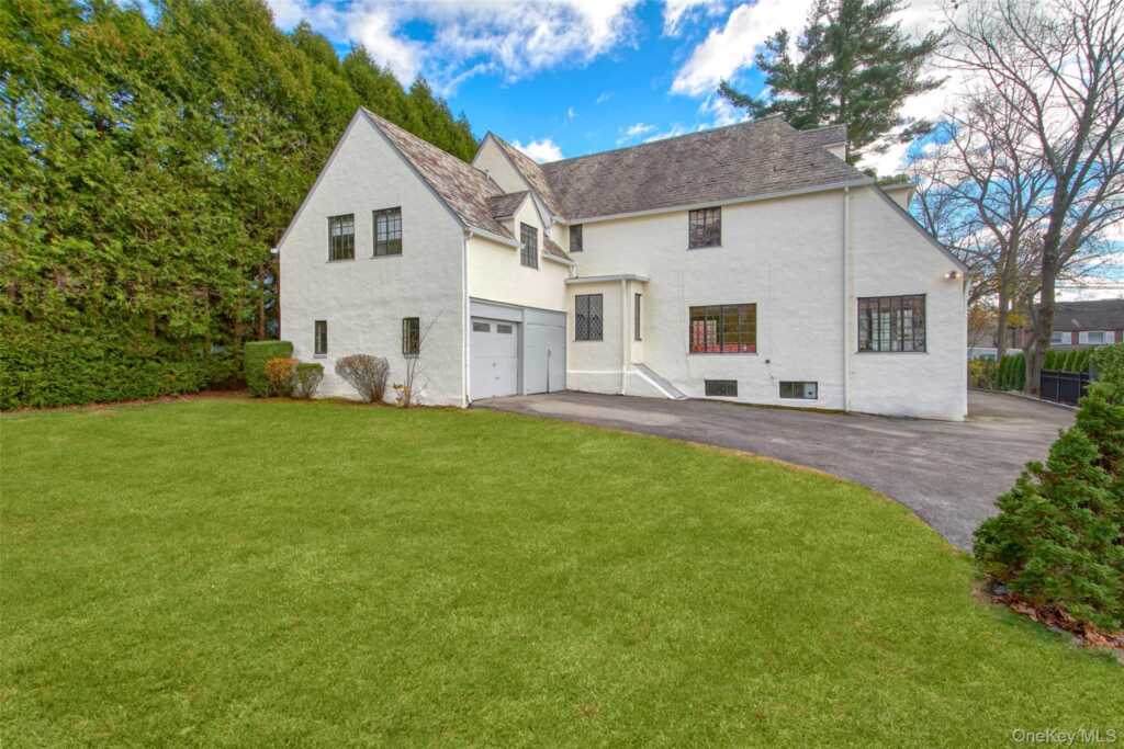 216 Hartsdale Avenue, White Plains, NY 10606 - Photo 26 of 29