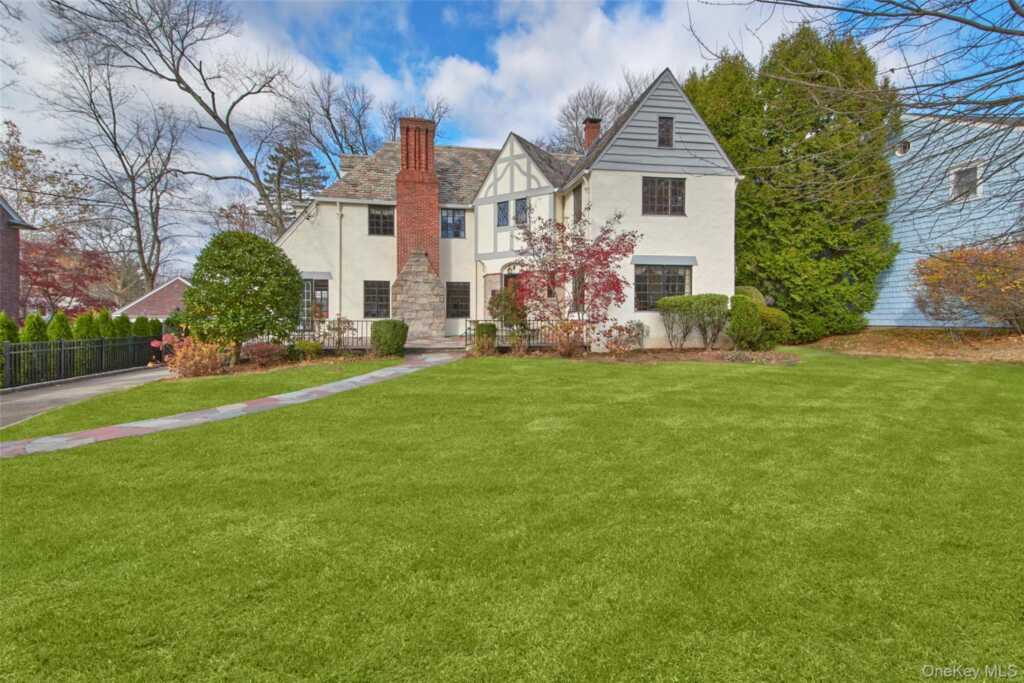 216 Hartsdale Avenue, White Plains, NY 10606 - Photo 28 of 29