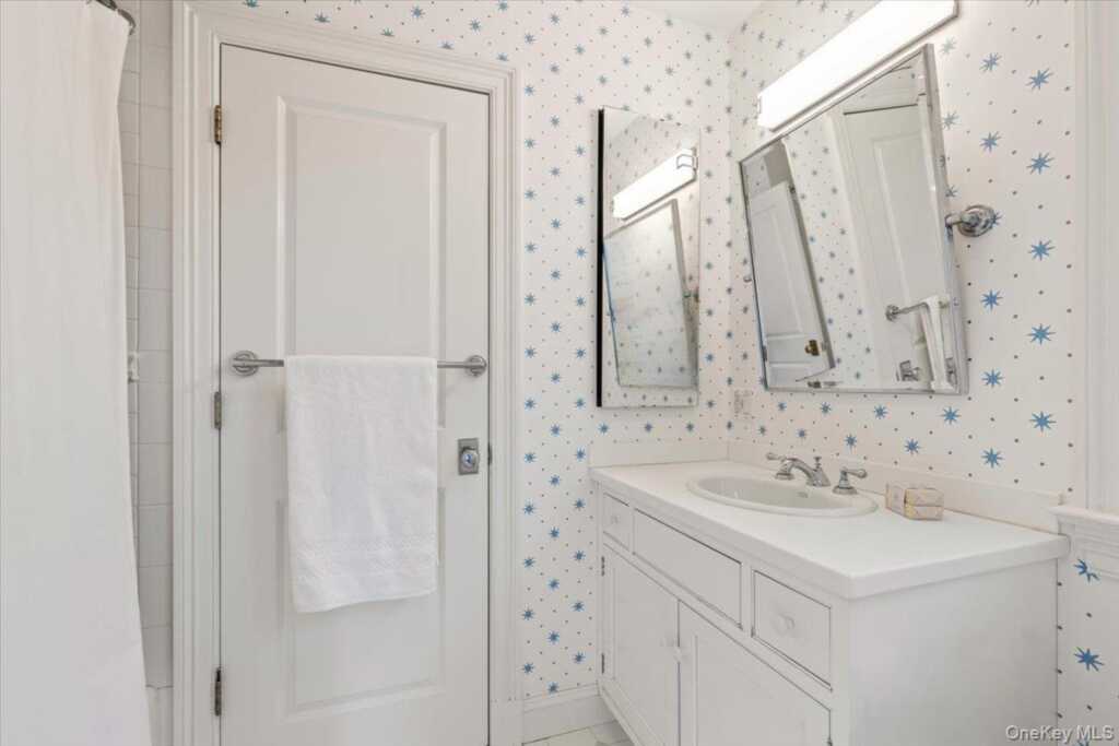 10 Hickory Drive, Rye, NY 10580 - Photo 13 of 29