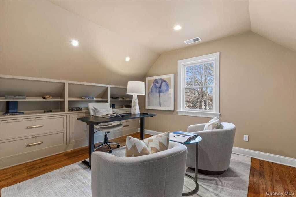 10 Hickory Drive, Rye, NY 10580 - Photo 19 of 29